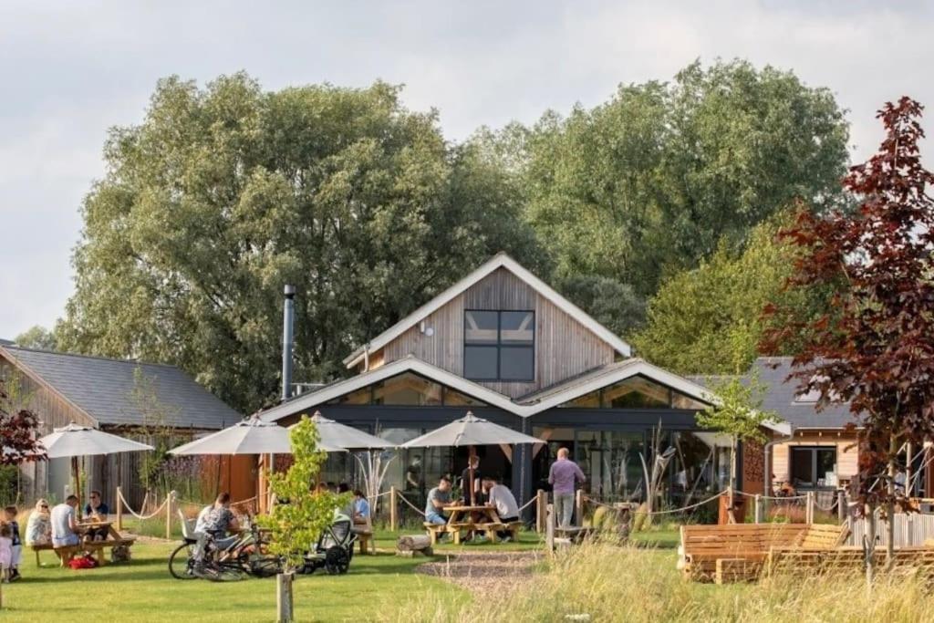Roseberry Cottage - Lower Mill Estate Somerford Keynes Eksteriør bilde